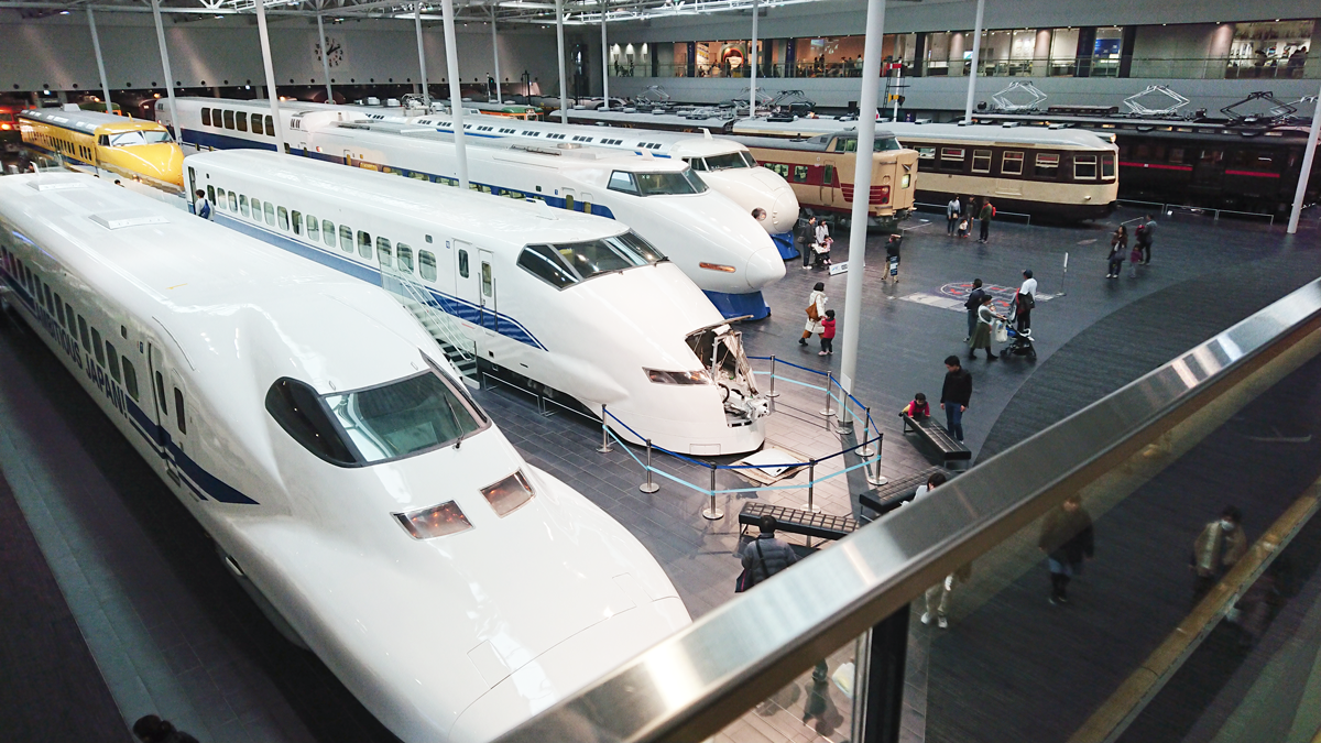 リニア・鉄道館で電車の窓について考えてきました。 - 【松装