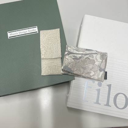 ペンケースやティッシュ